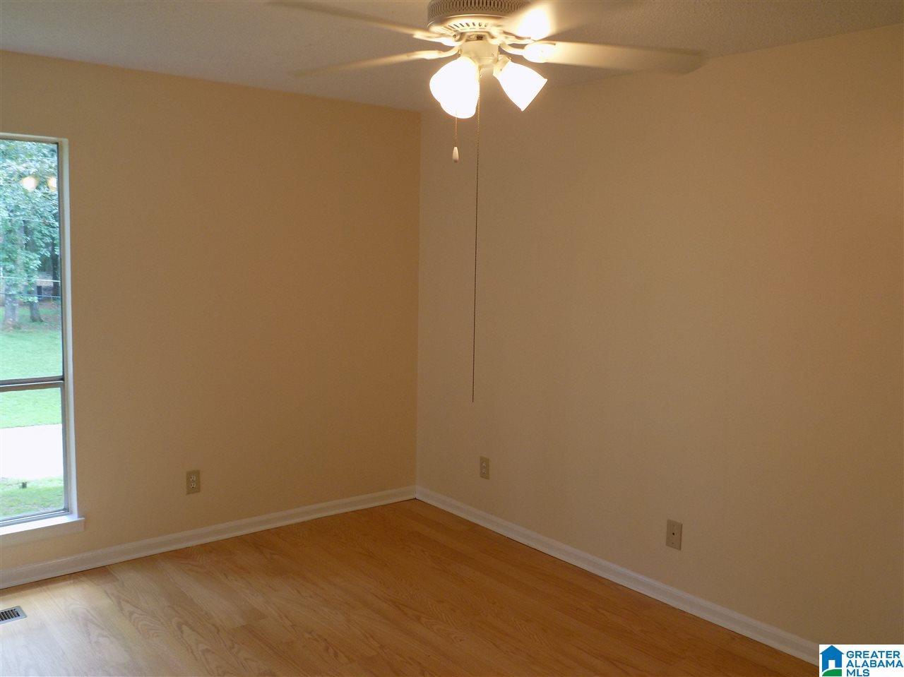 109 Maple Street Alabaster, AL 35114 - Photo 11 of 24