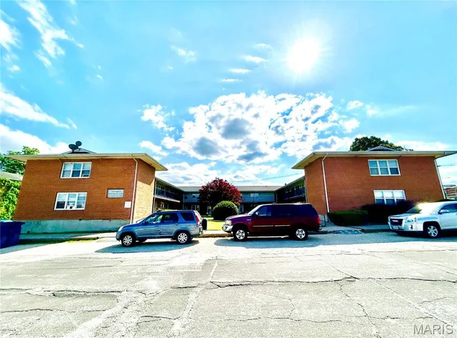 $1,600,000 | 207 South Main Street, Louisiana, MO 63353