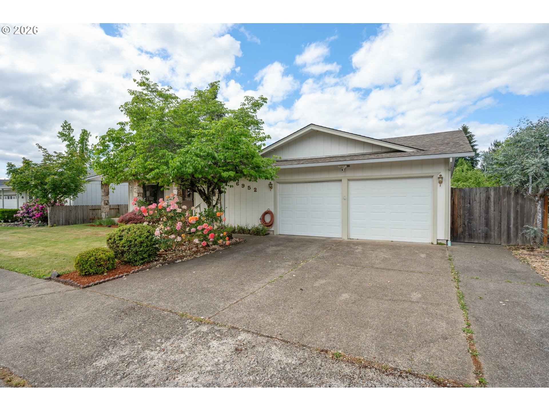 6952 C Street Springfield, OR 97478 - Photo 2 of 43 Gallery Image 2
