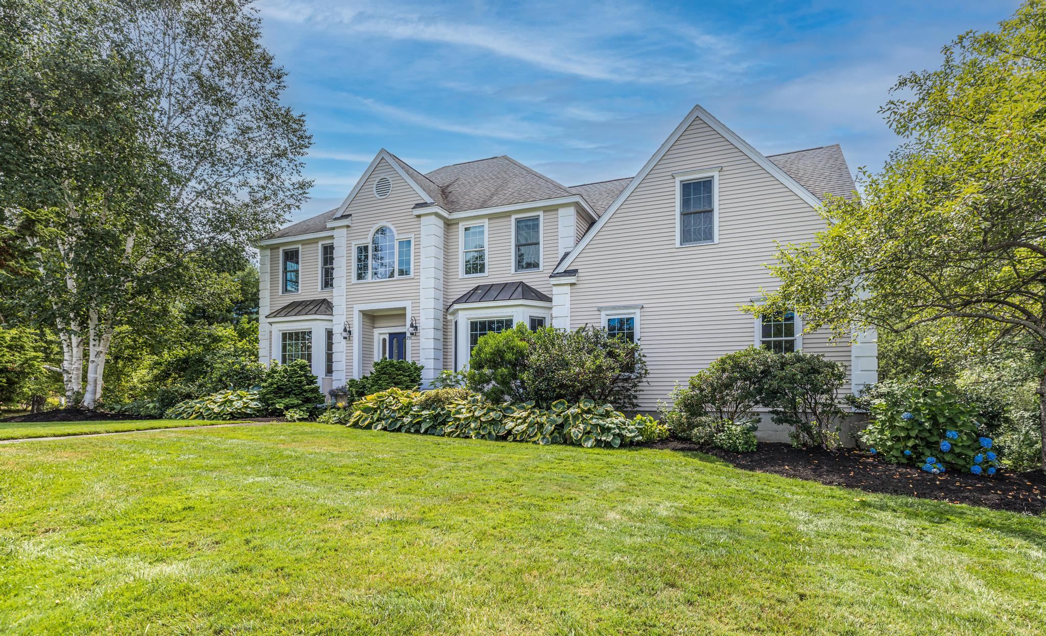 253 Odiorne Point Road Portsmouth, NH 03801 - Photo 4 of 36