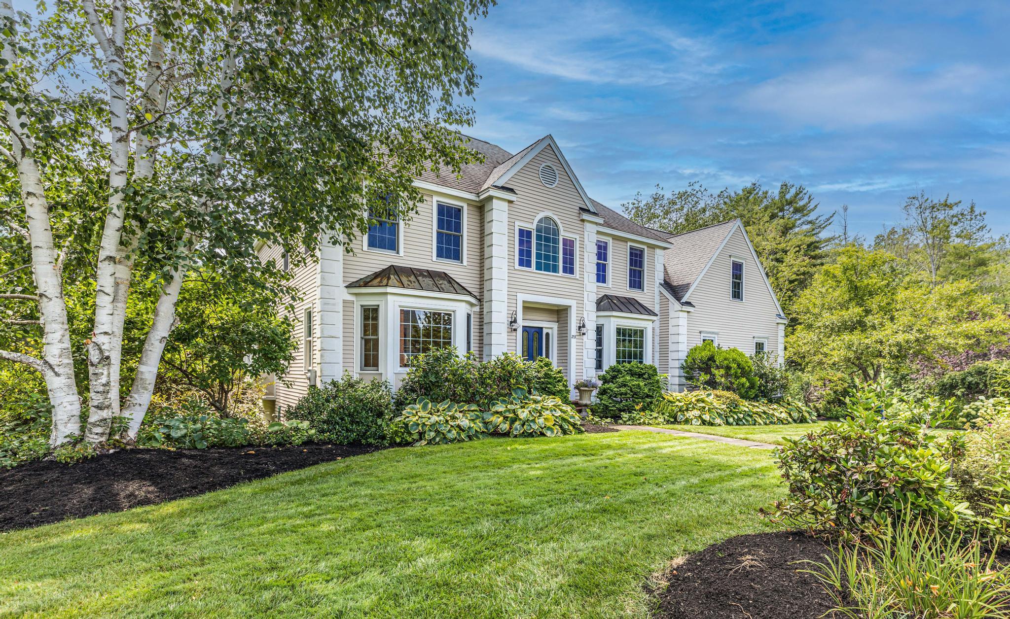 253 Odiorne Point Road Portsmouth, NH 03801 - Photo 5 of 36