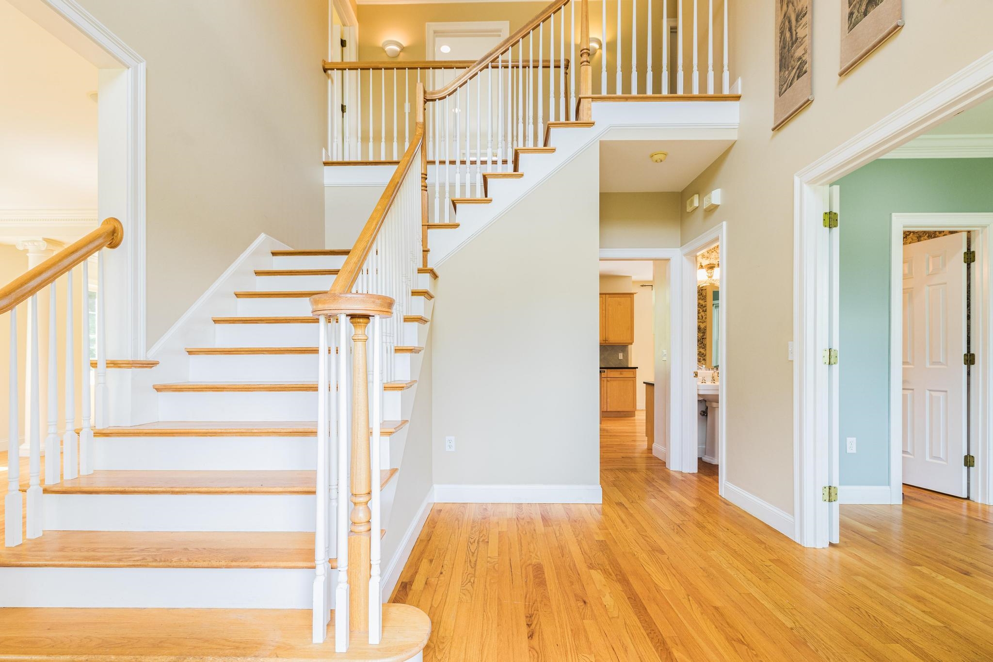 253 Odiorne Point Road Portsmouth, NH 03801 - Photo 8 of 36