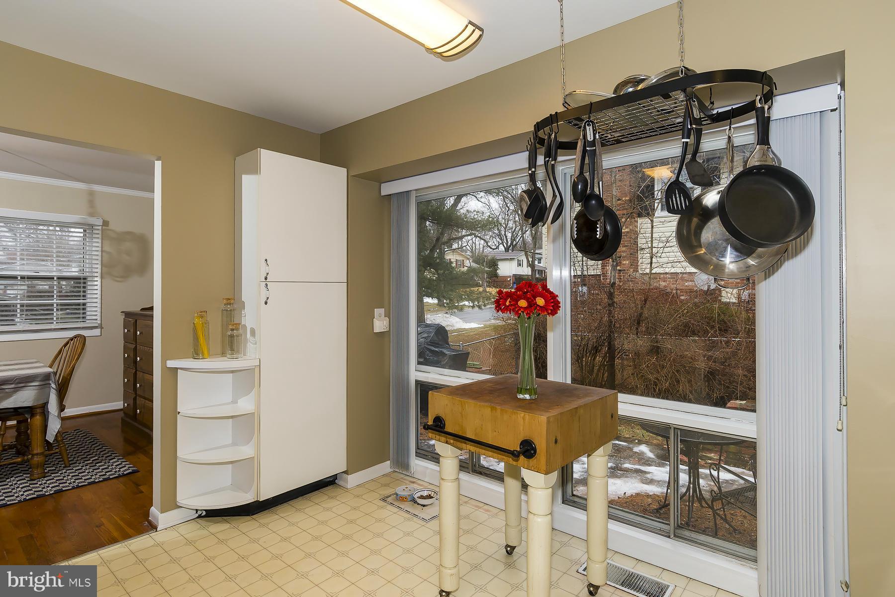 4111 Elby Street Silver Spring, MD 20906 - Photo 10 of 26 Kitchen