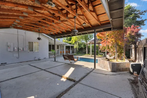 $499,999 | 1945 Annhurst Avenue, Turlock, CA 95382