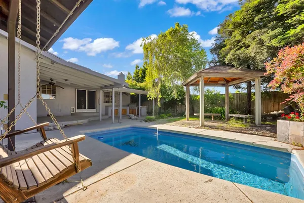 $499,999 | 1945 Annhurst Avenue, Turlock, CA 95382