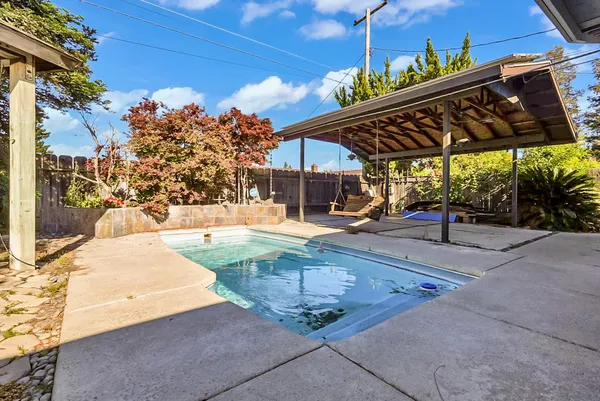 $499,999 | 1945 Annhurst Avenue, Turlock, CA 95382