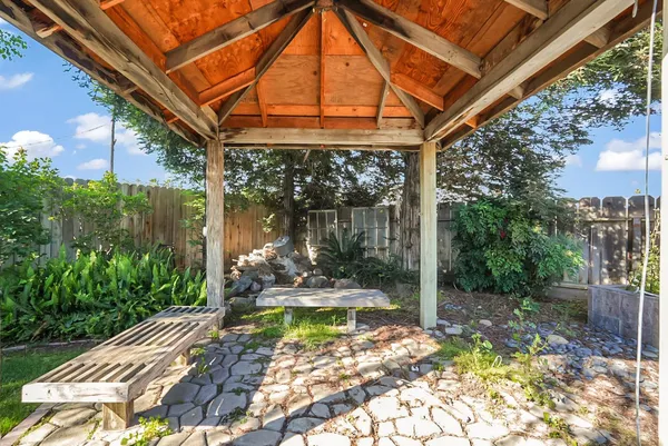 $499,999 | 1945 Annhurst Avenue, Turlock, CA 95382