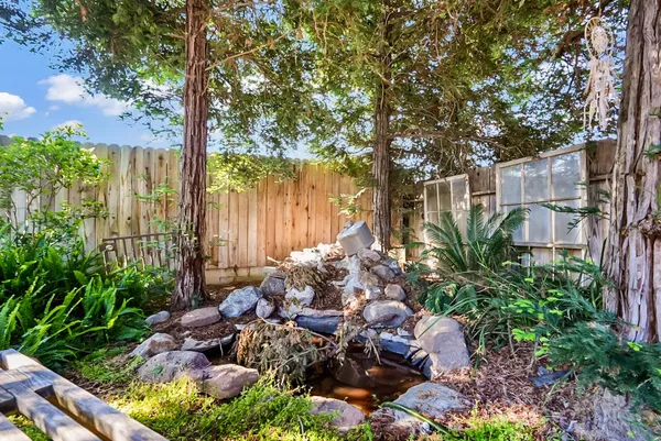 $499,999 | 1945 Annhurst Avenue, Turlock, CA 95382