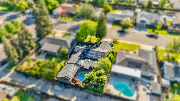 $499,999 | 1945 Annhurst Avenue, Turlock, CA 95382