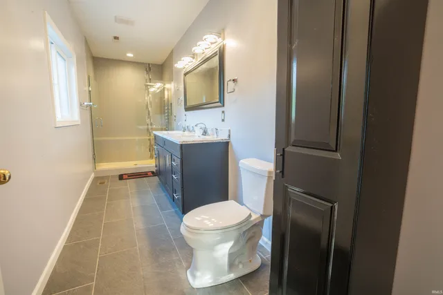 $469,000 | 1120 North Diamond Point Court, Monticello, IN 47960