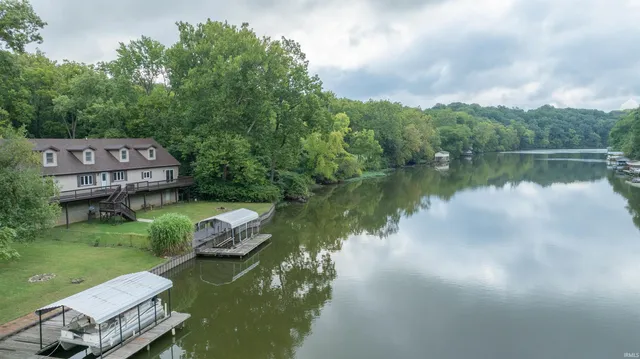 $469,000 | 1120 North Diamond Point Court, Monticello, IN 47960