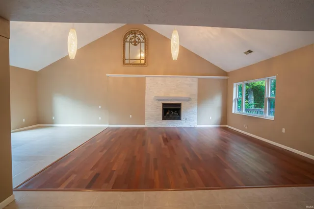 $469,000 | 1120 North Diamond Point Court, Monticello, IN 47960