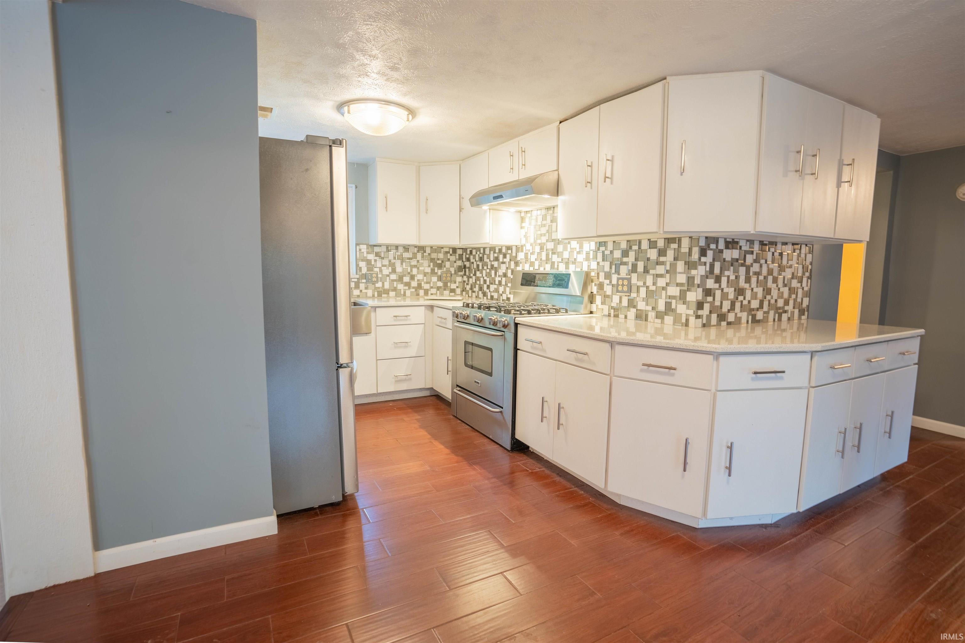 1120 North Diamond Point Court Monticello, IN 47960 - Photo 7 of 36