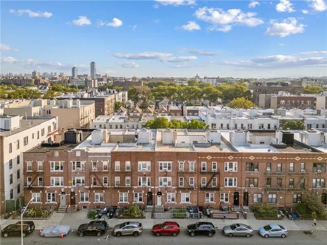 $1,750,000 | 2062 77th Street, Unit 6 | Bensonhurst