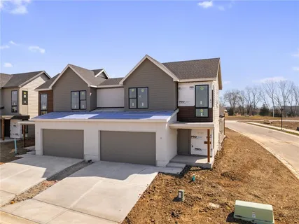 $654,200 | 9595 Jupiter Street, Lenexa, KS 66219