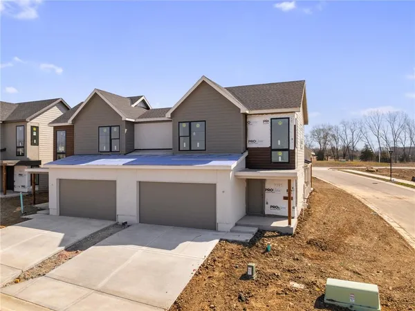 $654,200 | 9595 Jupiter Street, Lenexa, KS 66219