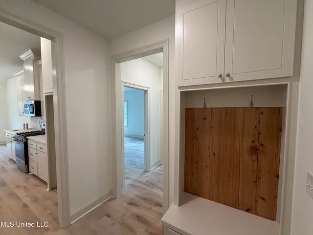 $313,950 | 207 Anderson Oaks Drive, Pearl, MS 39208