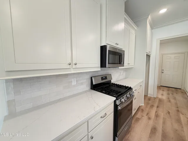 $313,950 | 207 Anderson Oaks Drive, Pearl, MS 39208