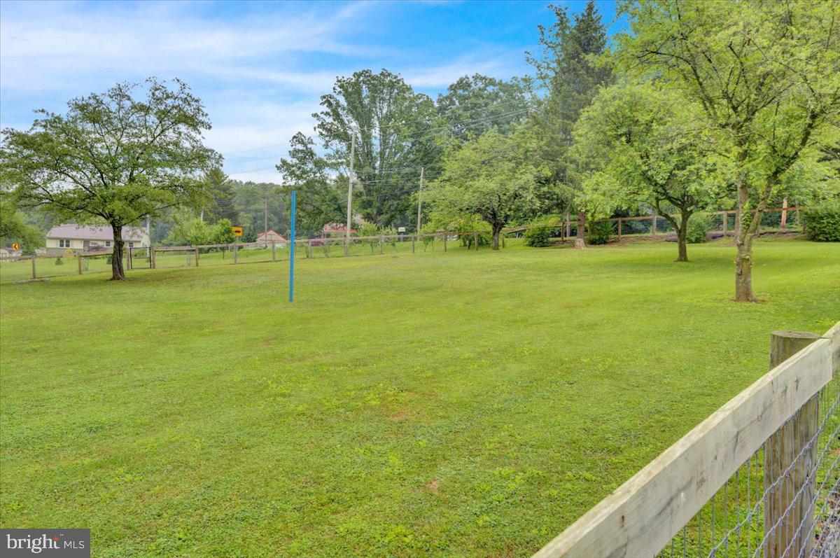 719 Reinholds Road Denver, PA 17517 - Photo 36 of 38