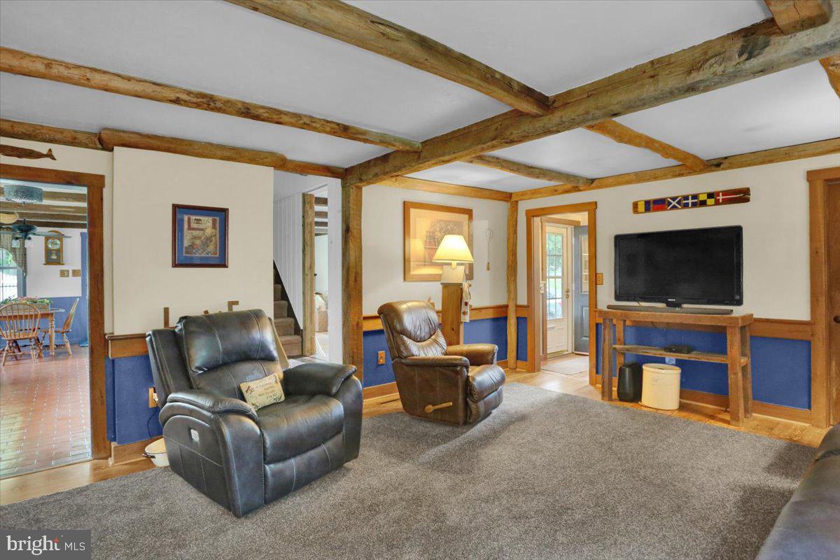 719 Reinholds Road Denver, PA 17517 - Photo 4 of 38