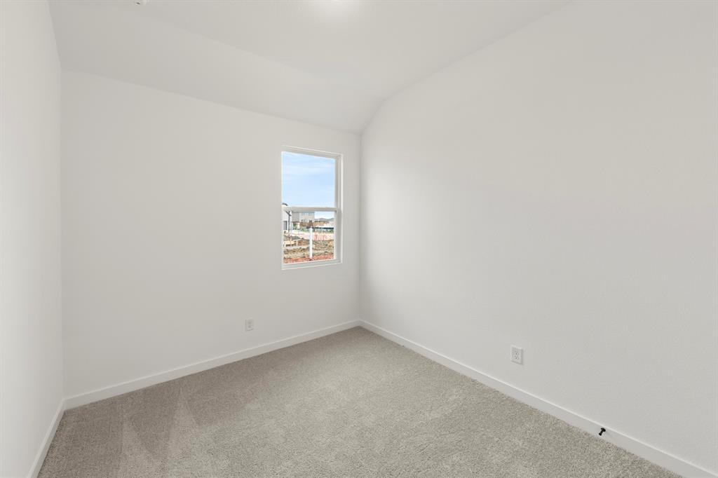 5933 Laurel Lk Lane Pilot Point, TX 76258 - Photo 5 of 27 05. 5933 Laurel Lake - Bed 2