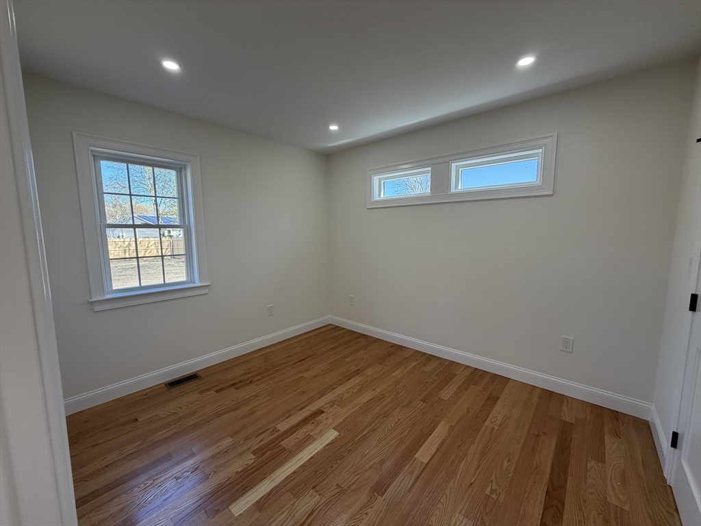 157 Compass Circle Barnstable, MA 02601 - Photo 15 of 42