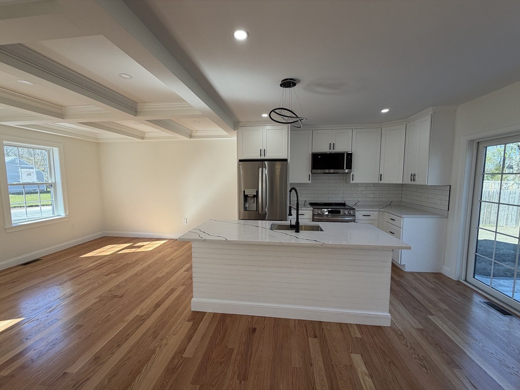 157 Compass Circle Barnstable, MA 02601 - Photo 10 of 42