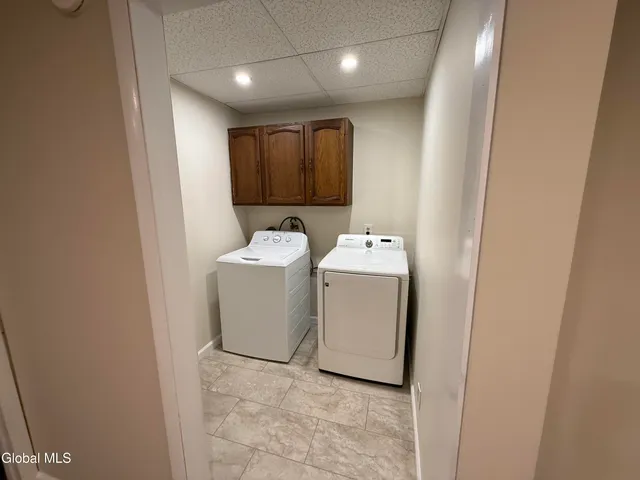 $1,600 | 734 Hudson Avenue, Unit 2, Stillwater, NY 12170