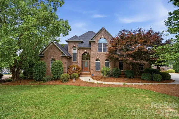 $1,695,000 | 263 Quiet Waters Road, Belmont, NC 28012