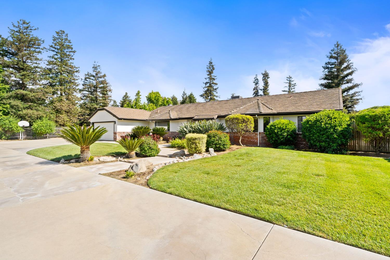 7311 West Rialto Avenue Fresno, CA 93723 - Photo 3 of 76