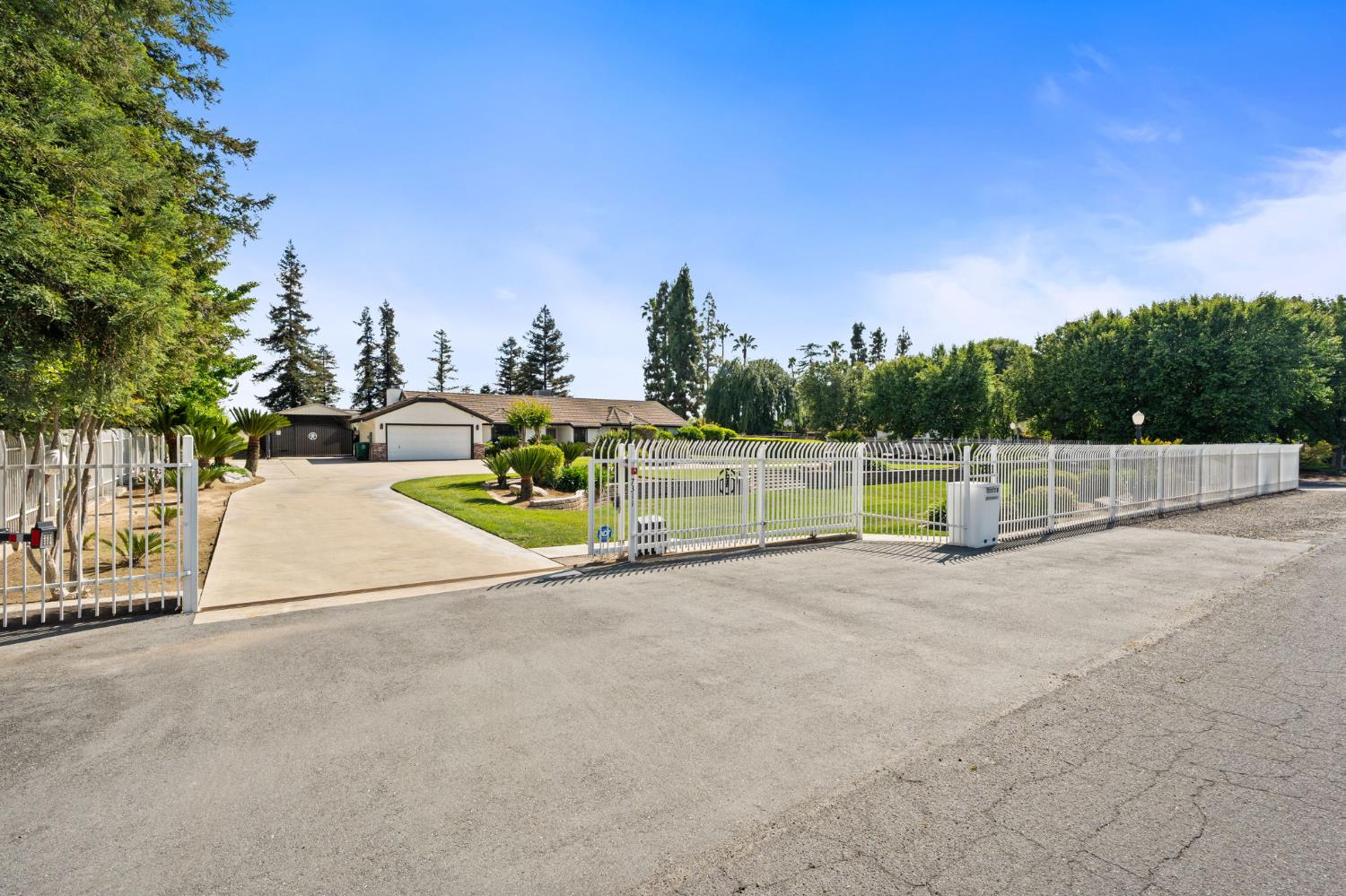 7311 West Rialto Avenue Fresno, CA 93723 - Photo 5 of 76