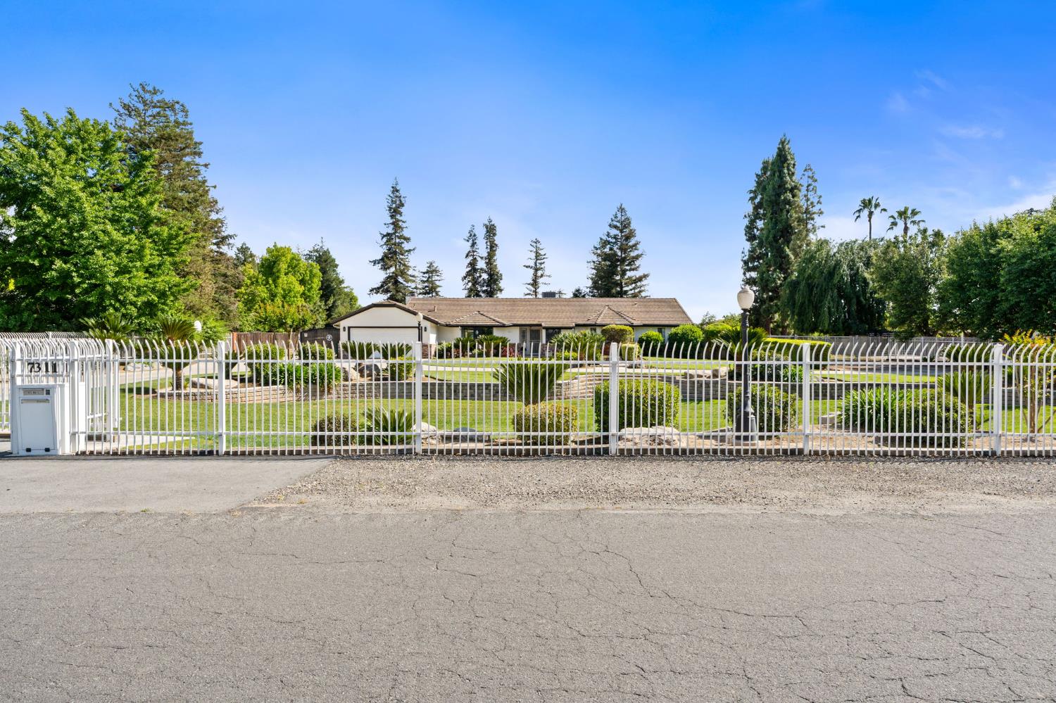 7311 West Rialto Avenue Fresno, CA 93723 - Photo 6 of 76