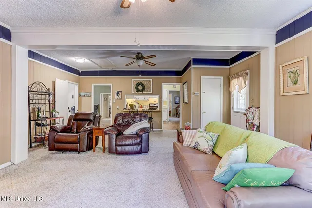 $200,000 | 325 Hamilton Street, Holly Springs, MS 38635