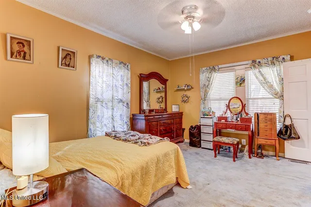 $200,000 | 325 Hamilton Street, Holly Springs, MS 38635