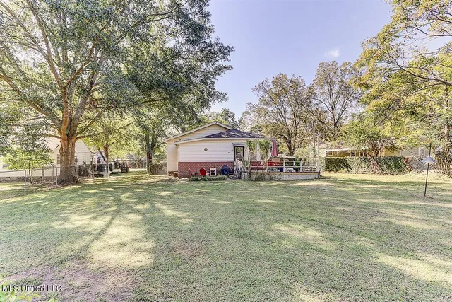 $200,000 | 325 Hamilton Street, Holly Springs, MS 38635