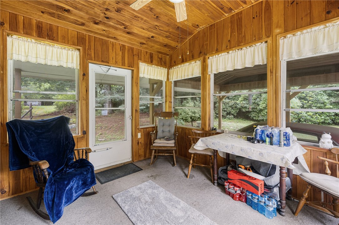 226 Westcott Road Scituate, RI 02857 - Photo 16 of 48 Porch/Mud Room