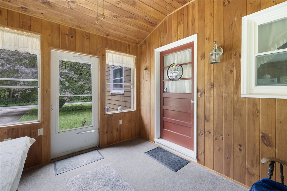 226 Westcott Road Scituate, RI 02857 - Photo 19 of 48
