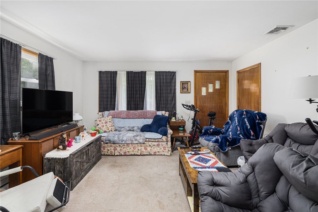 226 Westcott Road Scituate, RI 02857 - Photo 27 of 48