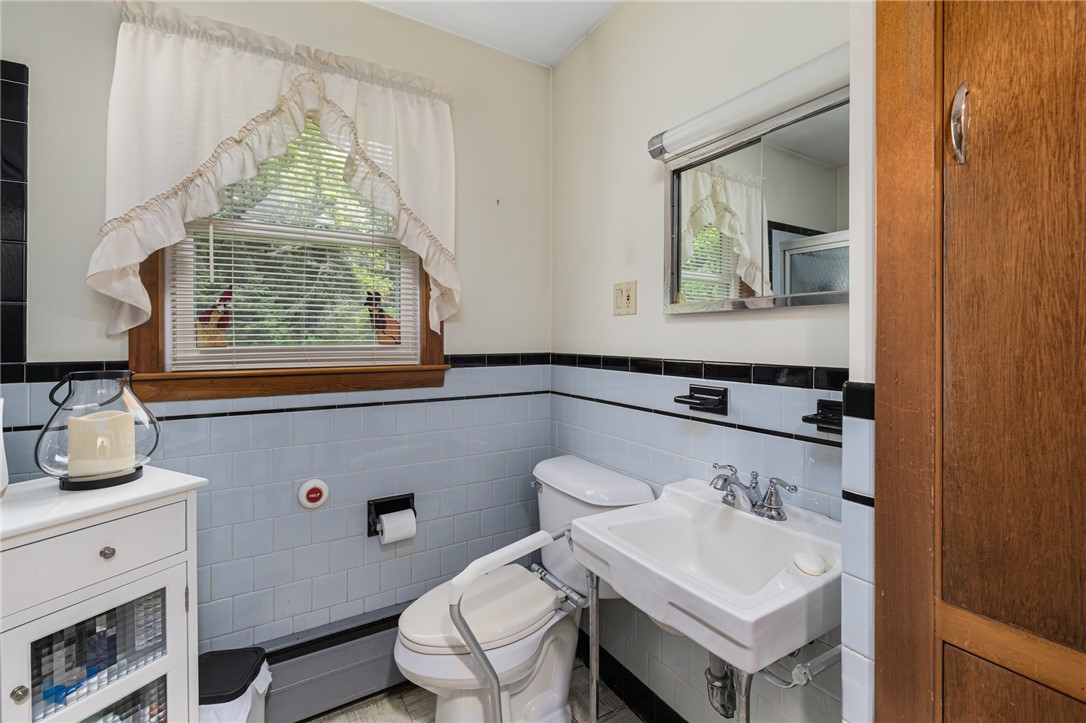 226 Westcott Road Scituate, RI 02857 - Photo 31 of 48