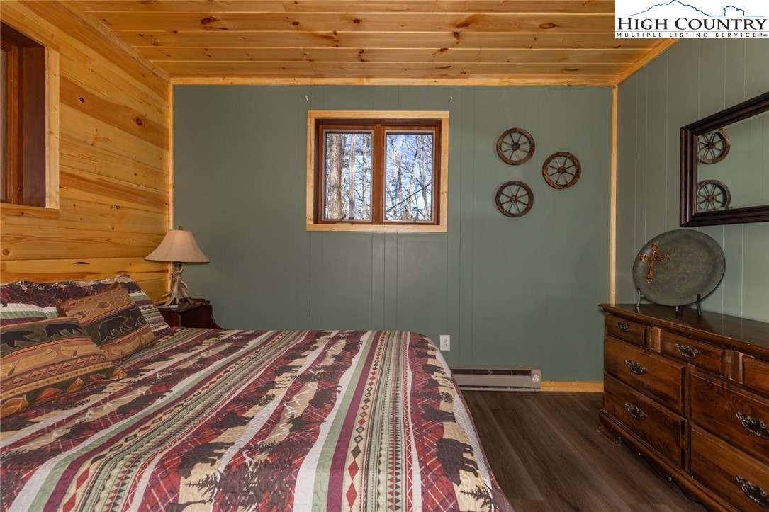 468 Horseshoe Ridge Road East Deep Gap, NC 28618 - Photo 12 of 37