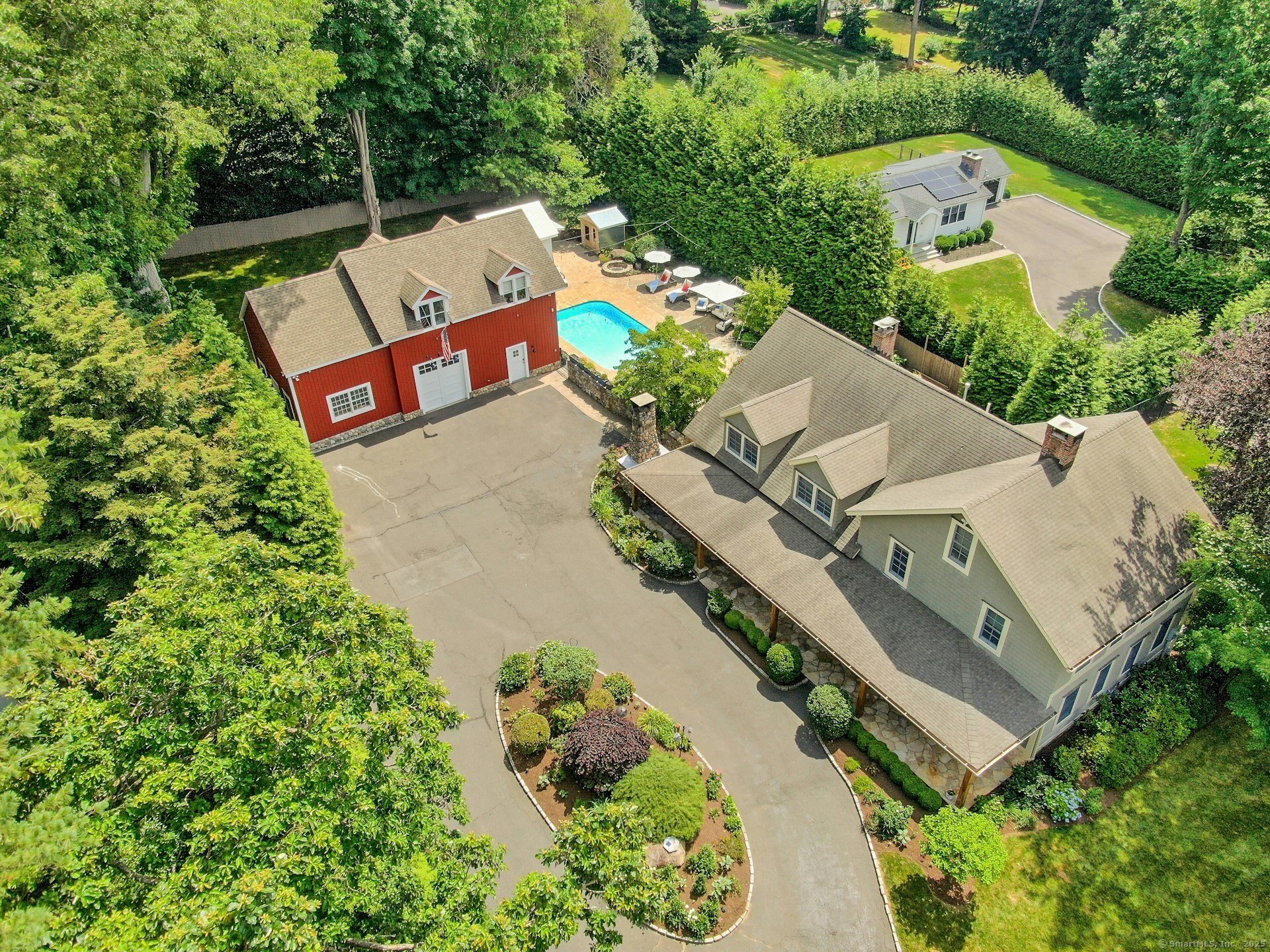 2024 Stratfield Road Fairfield, CT 06825 - Photo 1 of 1
