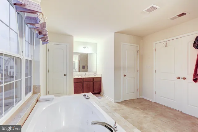 $809,900 | 114 Hardrock Drive, Smyrna, DE 19977