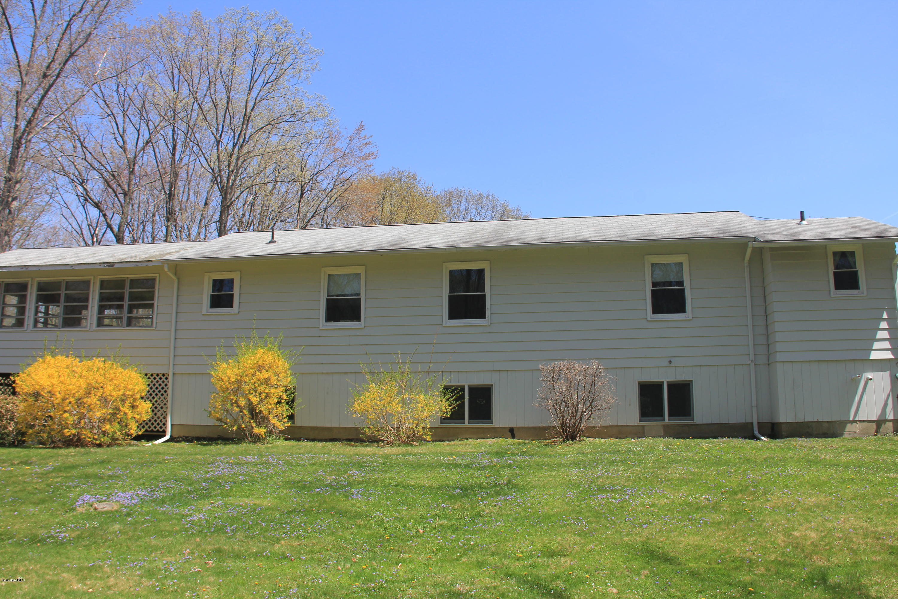 266 Old Joe Road Sheffield, MA 01230 - Photo 8 of 25 Back of House
