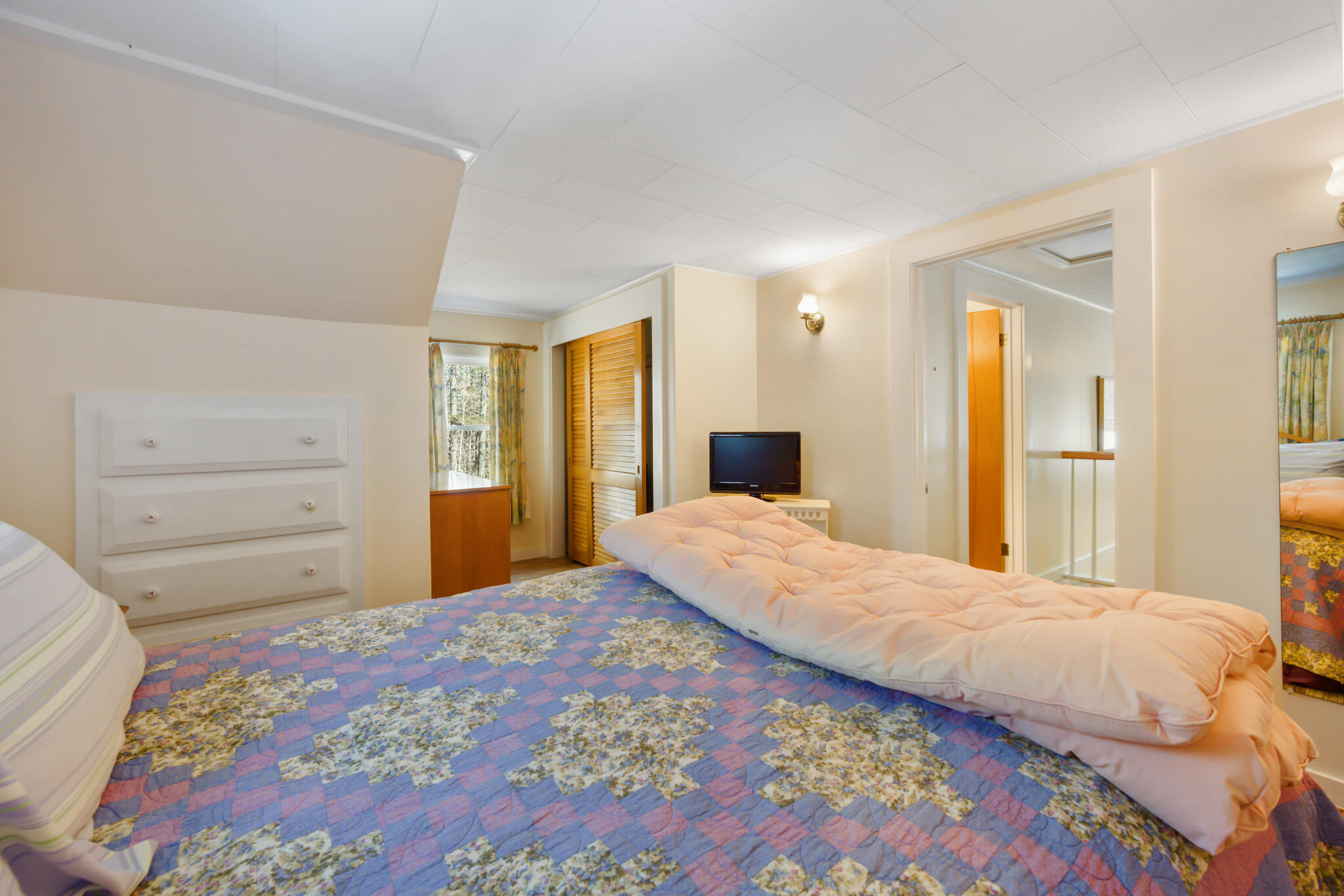 24 Washington Street Milbridge, ME 04658 - Photo 28 of 42 Upstairs Primary Bedroom
