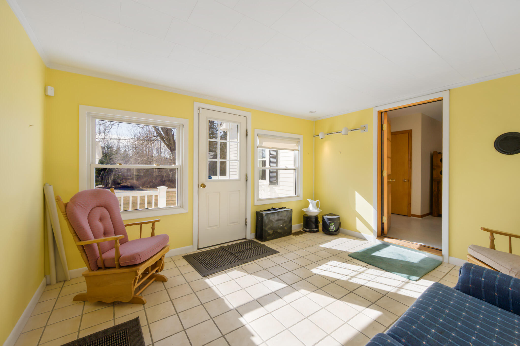 24 Washington Street Milbridge, ME 04658 - Photo 6 of 42 Entry to house