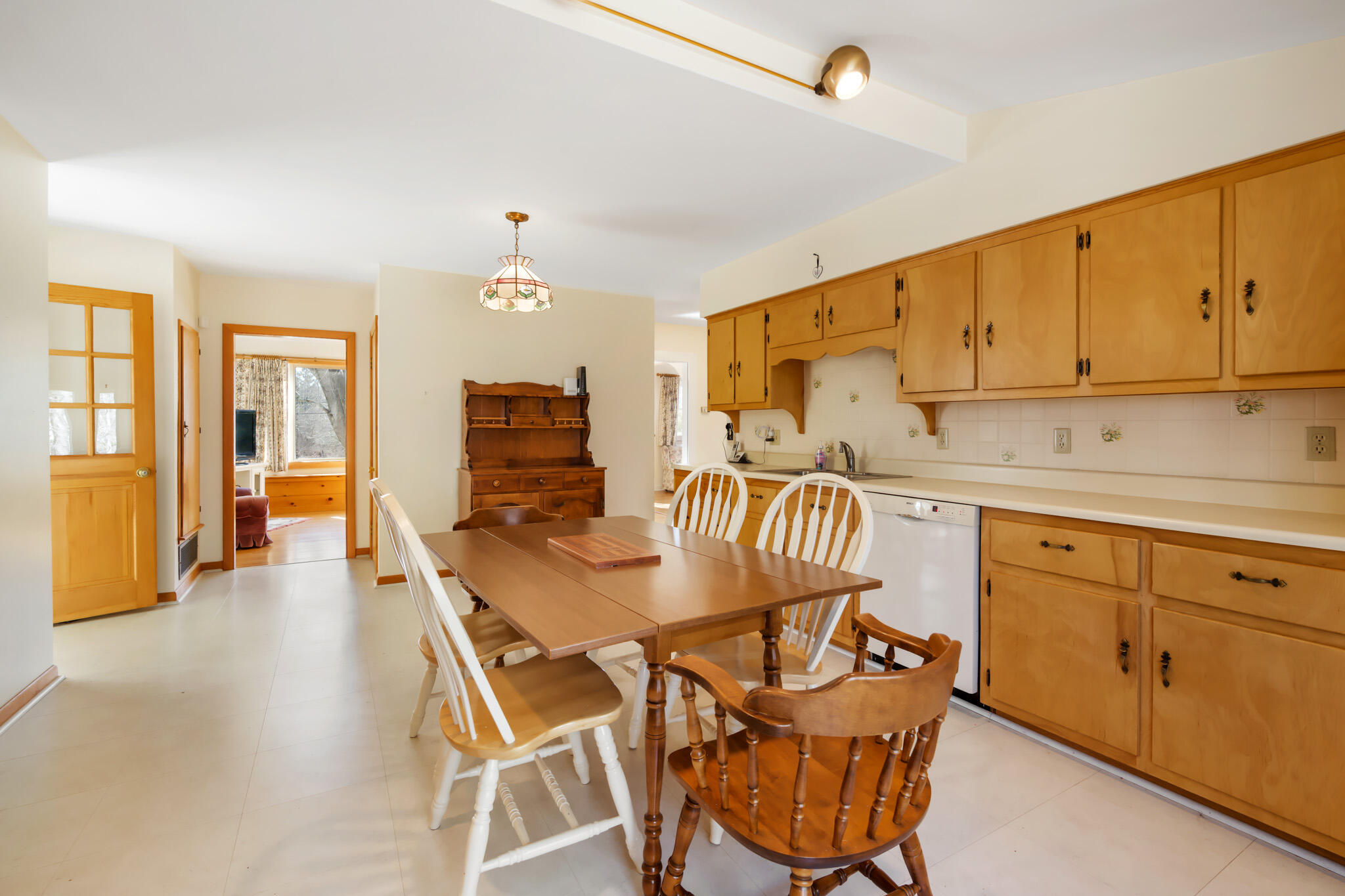 24 Washington Street Milbridge, ME 04658 - Photo 9 of 42 Kitchen