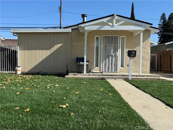 $690,000 | 6060 Myrtle Avenue, Long Beach, CA 90805