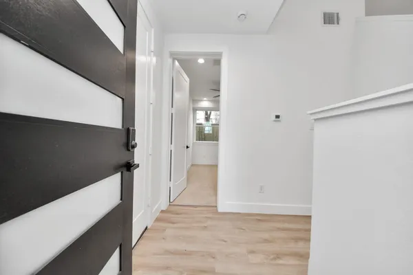 $3,220 | 3409 Hutchins Street, Houston, TX 77004