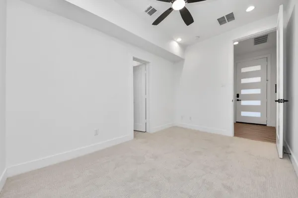 $3,220 | 3409 Hutchins Street, Houston, TX 77004