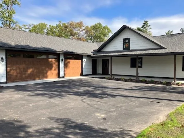 $995,000 | 13728 Memorywood Drive, Baxter, MN 56425